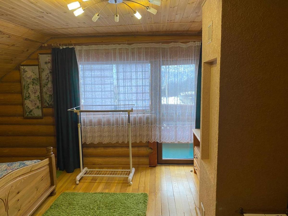У Фёдера И Маргариты Nizhnya Hrabivnytsia Kültér fotó